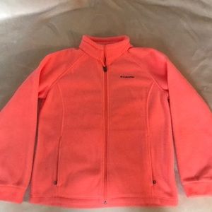 ✨BRAND NEW COLUMBIA ZIP UP✨